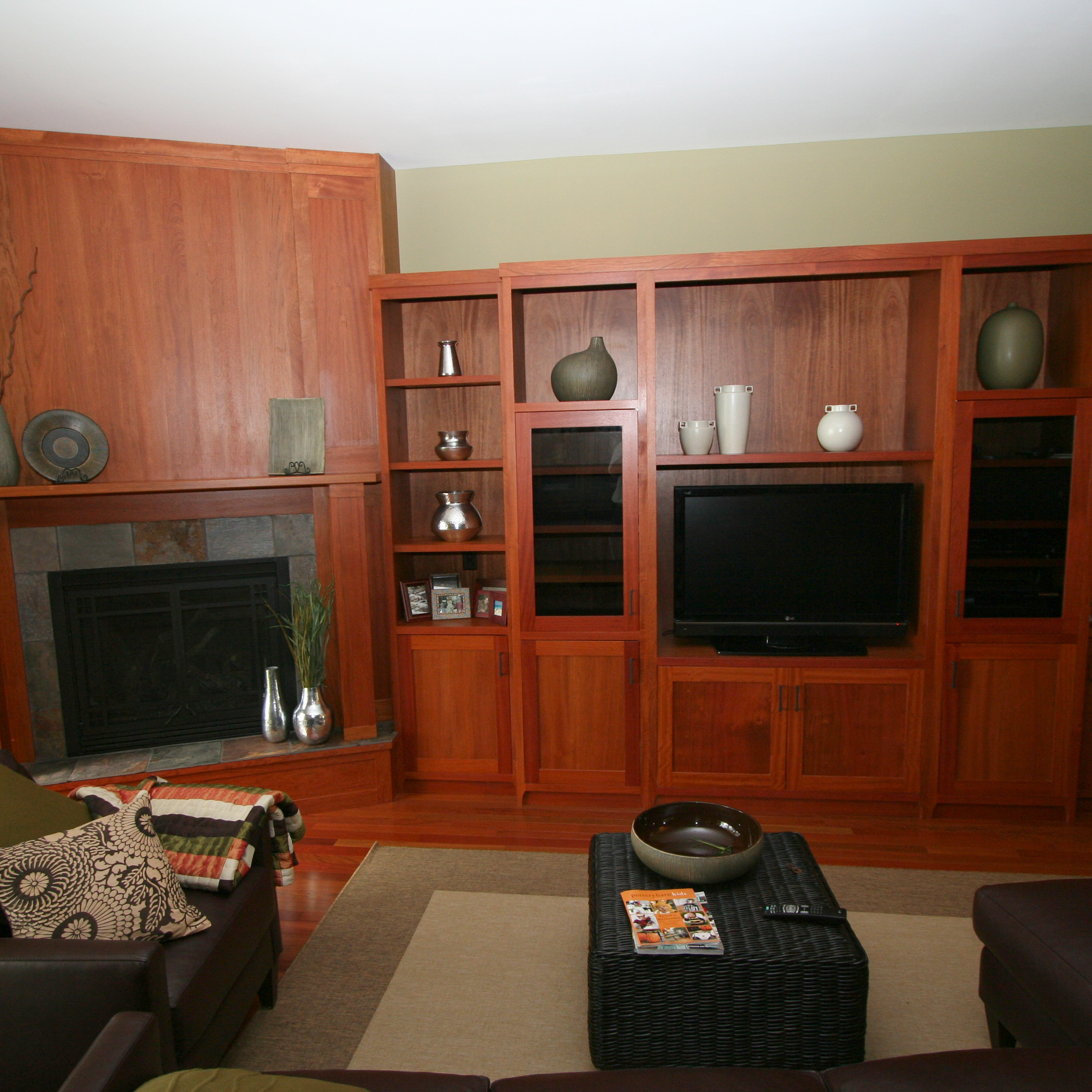 Fireplace & Media Center